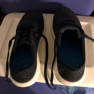 Croc low Rider shoes